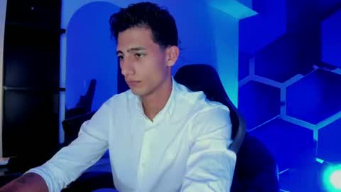 Maximo online show from 31, 7, 2026