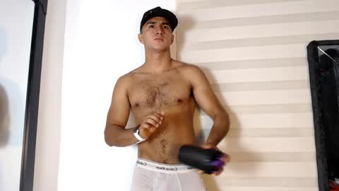 Snapshot of maximo_sebastian chatting on 18, 5, 2026 Maximo Sebastian online show from 18, 5, 2026