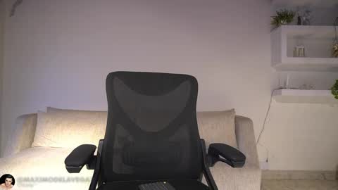Snapshot of maximohoot chatting on 5, 6, 2026 Sebastian online show from 5, 6, 2026