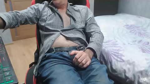 maximus3334 online show from 2, 10, 2025