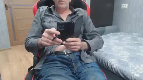 maximus3334 online show from 3, 11, 2025