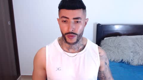 Independent Model online show from 24, 1, 2025