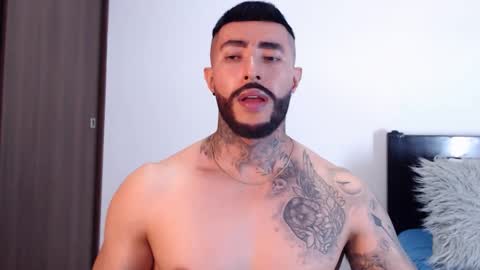 Independent Model online show from 8, 2, 2025