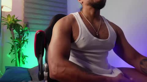 Snapshot of maximusclark chatting on 2, 5, 2026 Maximus Clark online show from 2, 5, 2026