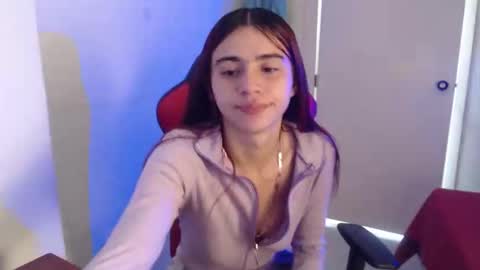 Snapshot of maxinesex_ chatting on 3, 6, 2026 maxinesex_ online show from 3, 6, 2026