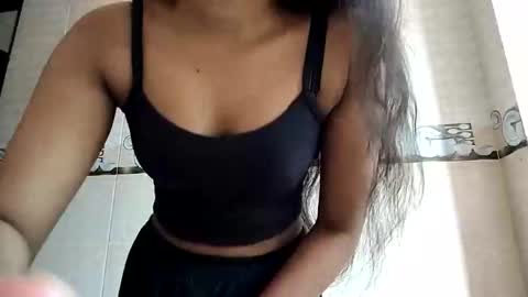 Snapshot of maxladycox chatting on 17, 1, 2026 Dorea online show from 17, 1, 2026