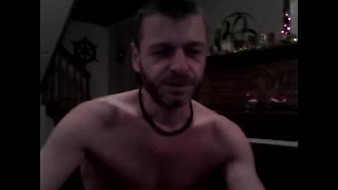 Snapshot of maxthewolf chatting on 4, 1, 2025 MaxTheWolf online show from 4, 1, 2025