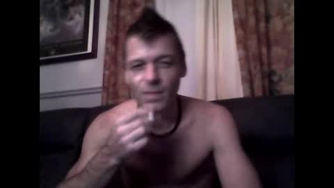 Snapshot of maxthewolf chatting on 8, 10, 2025 MaxTheWolf online show from 8, 10, 2025