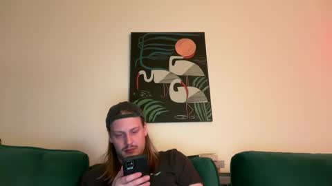 Snapshot of maxwatts95 chatting on 28, 12, 2024 Max Watts online show from 28, 12, 2024