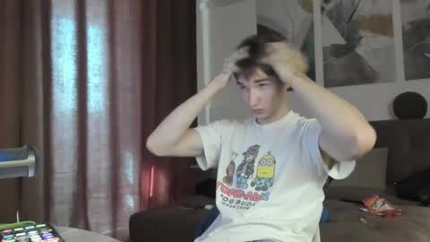 Snapshot of maxwellchik chatting on 29, 9, 2025 maxwellchik online show from 29, 9, 2025