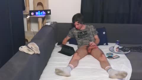 Max Wilde online show from 8, 4, 2026