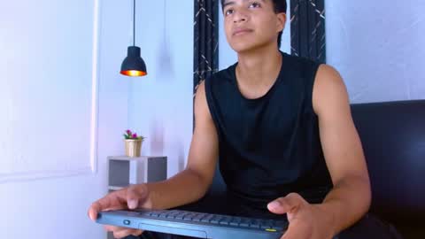 Max Wyatt online show from 7, 7, 2026