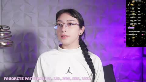 Snapshot of maxx_caprice chatting on 19, 5, 2026 gabby online show from 19, 5, 2026
