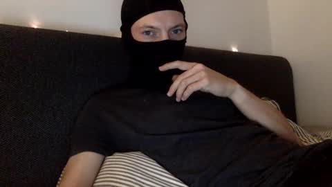 Snapshot of maxxx___89 chatting on 9, 6, 2026 Max online show from 9, 6, 2026