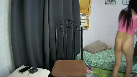 Snapshot of maxy_girl chatting on 12, 2, 2026 MAXINE online show from 12, 2, 2026