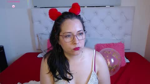 Snapshot of may_bloom chatting on 12, 2, 2026 May online show from 12, 2, 2026