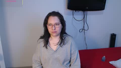 Snapshot of may_bloom chatting on 1, 3, 2026 May online show from 1, 3, 2026