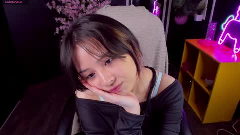 Snapshot of may_lings chatting on 6, 5, 2026 may_lings online show from 6, 5, 2026