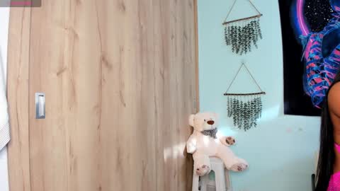 Snapshot of maya__fox chatting on 25, 1, 2025 OF mayitta19 online show from 25, 1, 2025