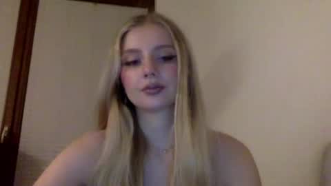 Snapshot of mayaflirt chatting on 21, 4, 2026 mayaflirt online show from 21, 4, 2026