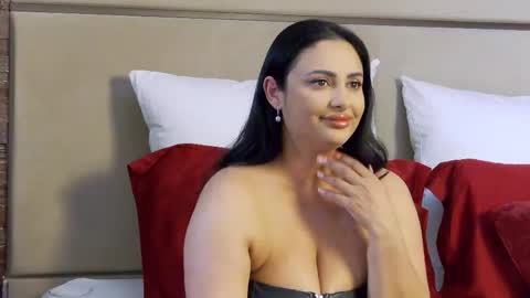 Maya online show from 12, 2, 2026