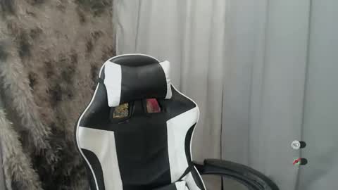 mayasally_ online show from 21, 12, 2025