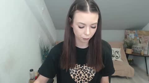 Snapshot of mayawill chatting on 12, 1, 2026 mayawill online show from 12, 1, 2026