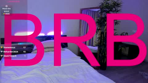 Snapshot of maybe_mia chatting on 12, 1, 2025 Mia GMT2 Mon 3-9 AM Tue 3-9 AM Wed 3-9 AMThur 10 AM - 4 PM Fri 3-9 AM Sat 3-9 AM Sun 3-9 AM. online show from 12, 1, 2025