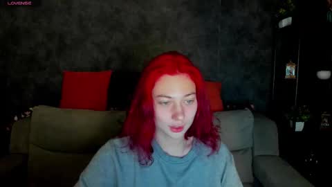 Snapshot of maybe_mia chatting on 13, 1, 2026 Mia GMT2 Mon 3-9 AM Tue 3-9 AM Wed 3-9 AMThur 10 AM - 4 PM Fri 3-9 AM Sat 3-9 AM Sun 3-9 AM. online show from 13, 1, 2026