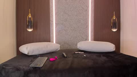 Snapshot of maye_wells_ chatting on 21, 2, 2026 Maye Wells online show from 21, 2, 2026