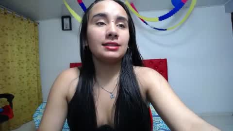 Snapshot of maylin_hornyy19 chatting on 27, 6, 2026 Maylin online show from 27, 6, 2026