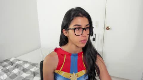 Snapshot of mazikeen_18 chatting on 23, 6, 2026 mazikeen_18 online show from 23, 6, 2026