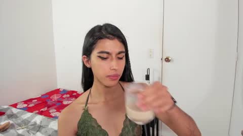 Snapshot of mazikeen_18 chatting on 24, 7, 2026 mazikeen_18 online show from 24, 7, 2026
