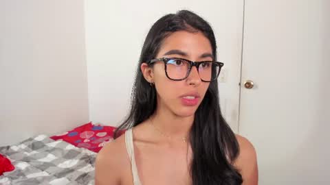 Snapshot of mazikeen_18 chatting on 28, 7, 2026 mazikeen_18 online show from 28, 7, 2026
