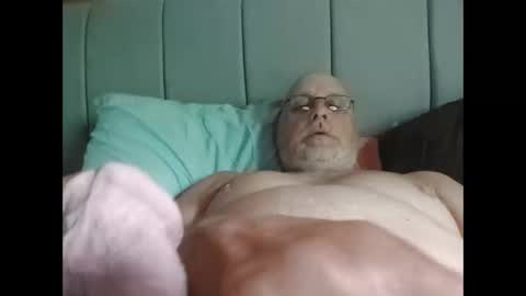 Snapshot of mbravo420 chatting on 8, 6, 2026 mbravo420 online show from 8, 6, 2026