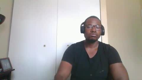 Mark online show from 12, 2, 2026