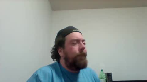 Snapshot of mcdaddy1388 chatting on 3, 3, 2026 mcdaddy1388 online show from 3, 3, 2026