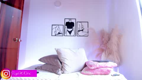 Ellie online show from 10, 4, 2026