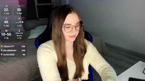 mcfly_11 online show from 8, 2, 2025