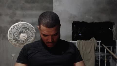 Mcgregor online show from 30, 11, 2025