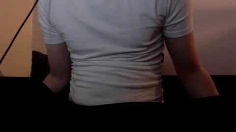 Snapshot of mcmike_es chatting on 2, 1, 2025 Mike online show from 2, 1, 2025