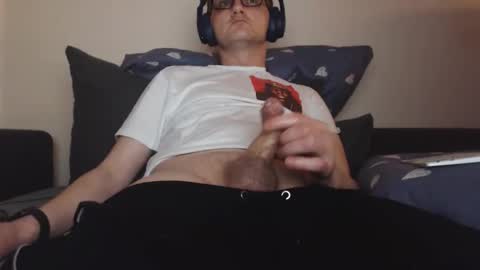 Snapshot of mcmike_es chatting on 3, 1, 2025 Mike online show from 3, 1, 2025