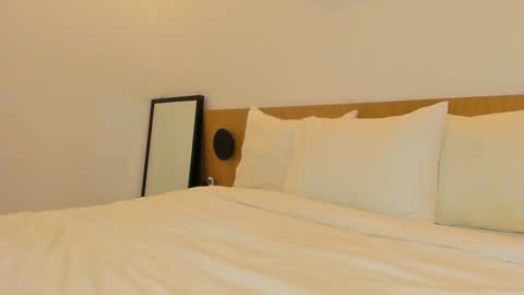 Snapshot of me_lina_ chatting on 10, 12, 2024 Alice online show from 10, 12, 2024