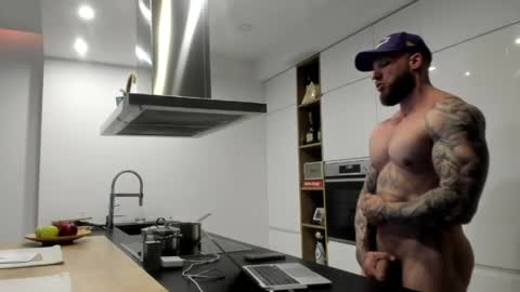 Snapshot of mealphamale chatting on 5, 5, 2026 Alpha Male online show from 5, 5, 2026