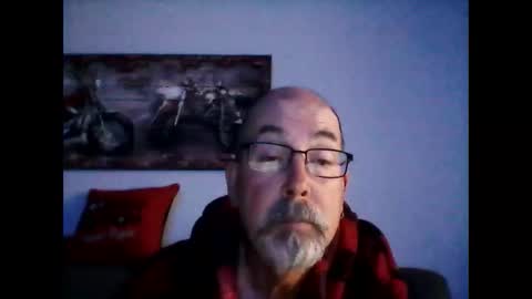 Snapshot of meathome3 chatting on 9, 5, 2026 me at home online show from 9, 5, 2026