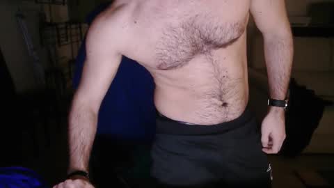 Snapshot of mee_xxx chatting on 21, 12, 2025 sexyjerk online show from 21, 12, 2025