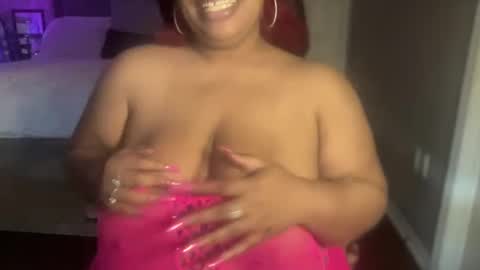 Snapshot of meetsouthernpeach chatting on 11, 1, 2025 Southern Peach online show from 11, 1, 2025