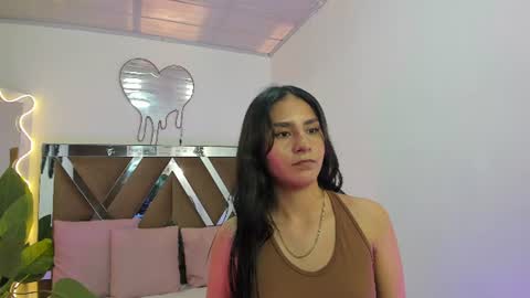 Snapshot of megaan_tay chatting on 28, 7, 2026 megaan_tay online show from 28, 7, 2026