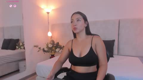 Snapshot of megan8_ chatting on 15, 3, 2026 Megan online show from 15, 3, 2026