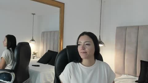 Snapshot of megan8_ chatting on 9, 4, 2026 Megan online show from 9, 4, 2026